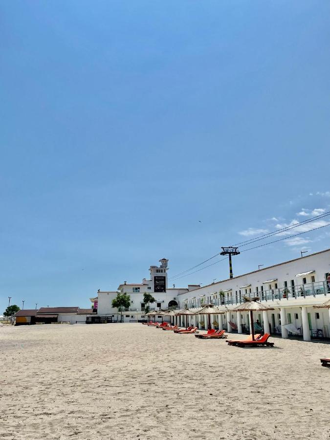 Hostel Cazino Nord Rooms Мамая Экстерьер фото