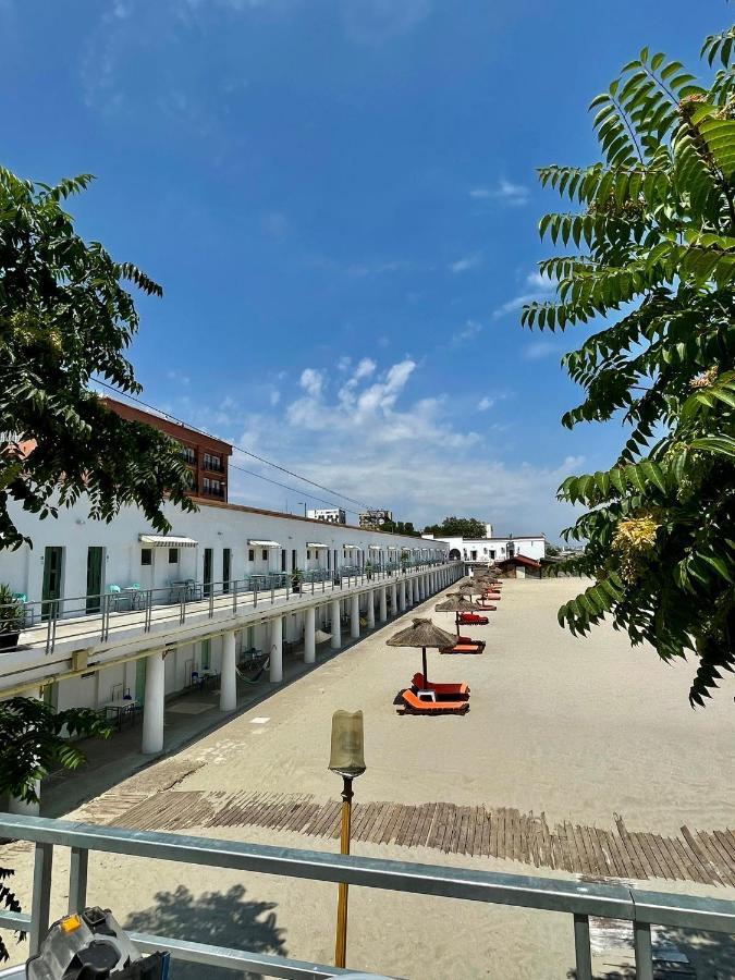 Hostel Cazino Nord Rooms Мамая Экстерьер фото