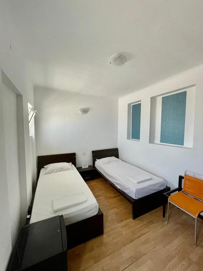 Hostel Cazino Nord Rooms Мамая Экстерьер фото