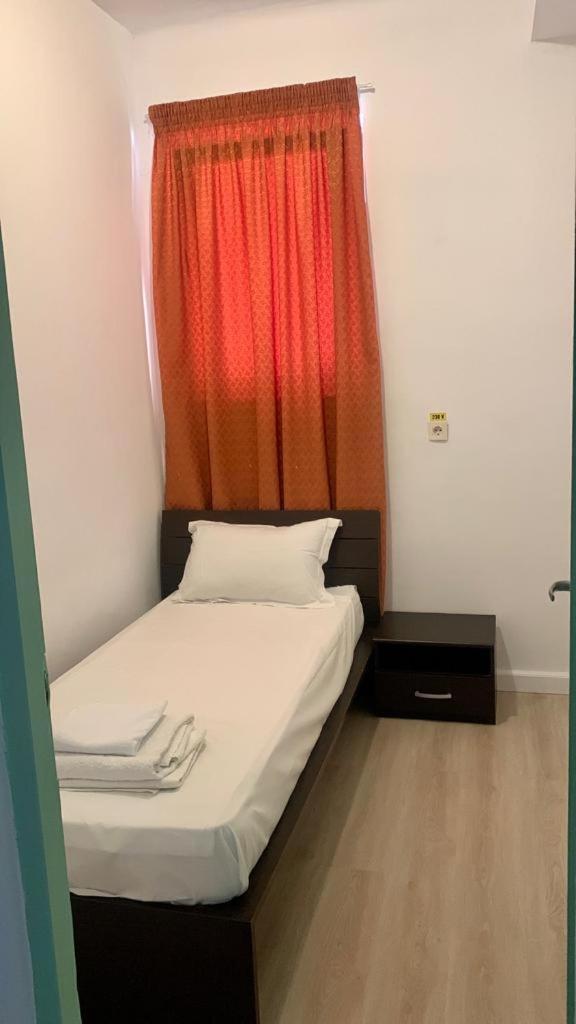 Hostel Cazino Nord Rooms Мамая Экстерьер фото
