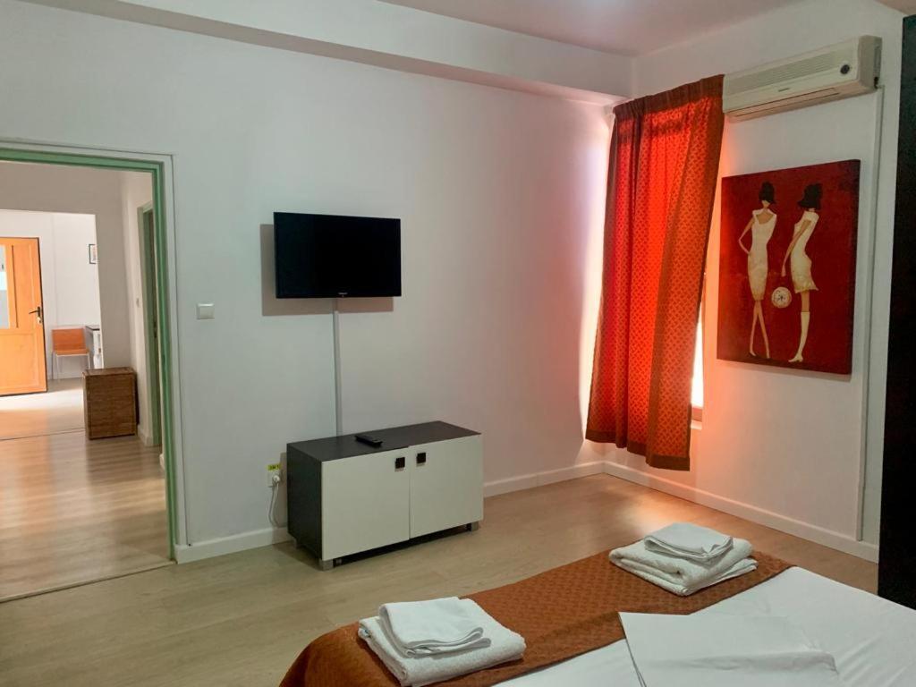 Hostel Cazino Nord Rooms Мамая Экстерьер фото