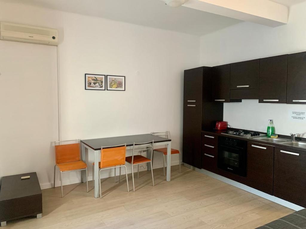 Hostel Cazino Nord Rooms Мамая Экстерьер фото