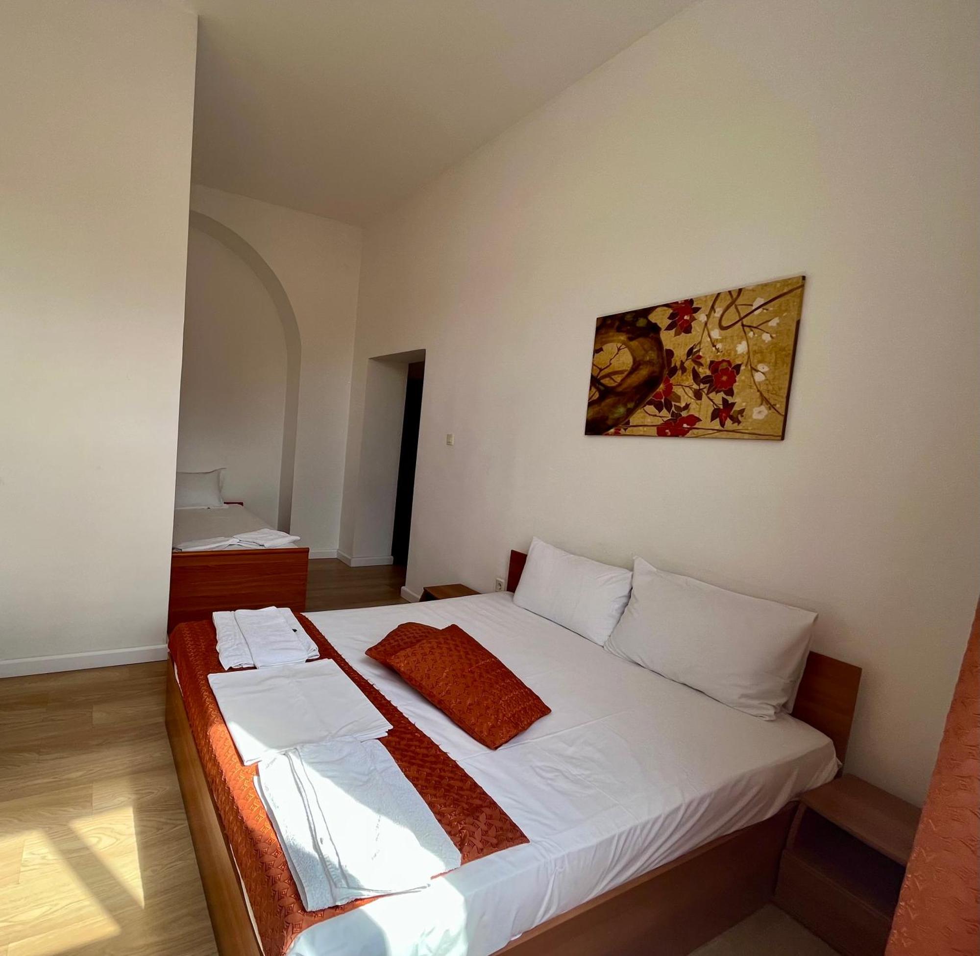 Hostel Cazino Nord Rooms Мамая Экстерьер фото
