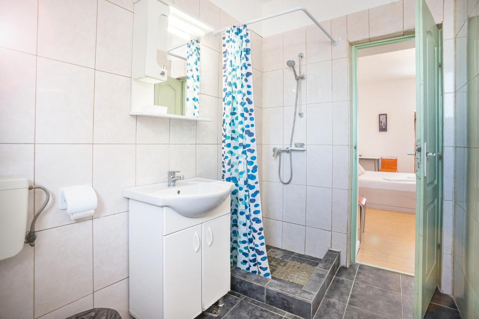 Hostel Cazino Nord Rooms Мамая Экстерьер фото