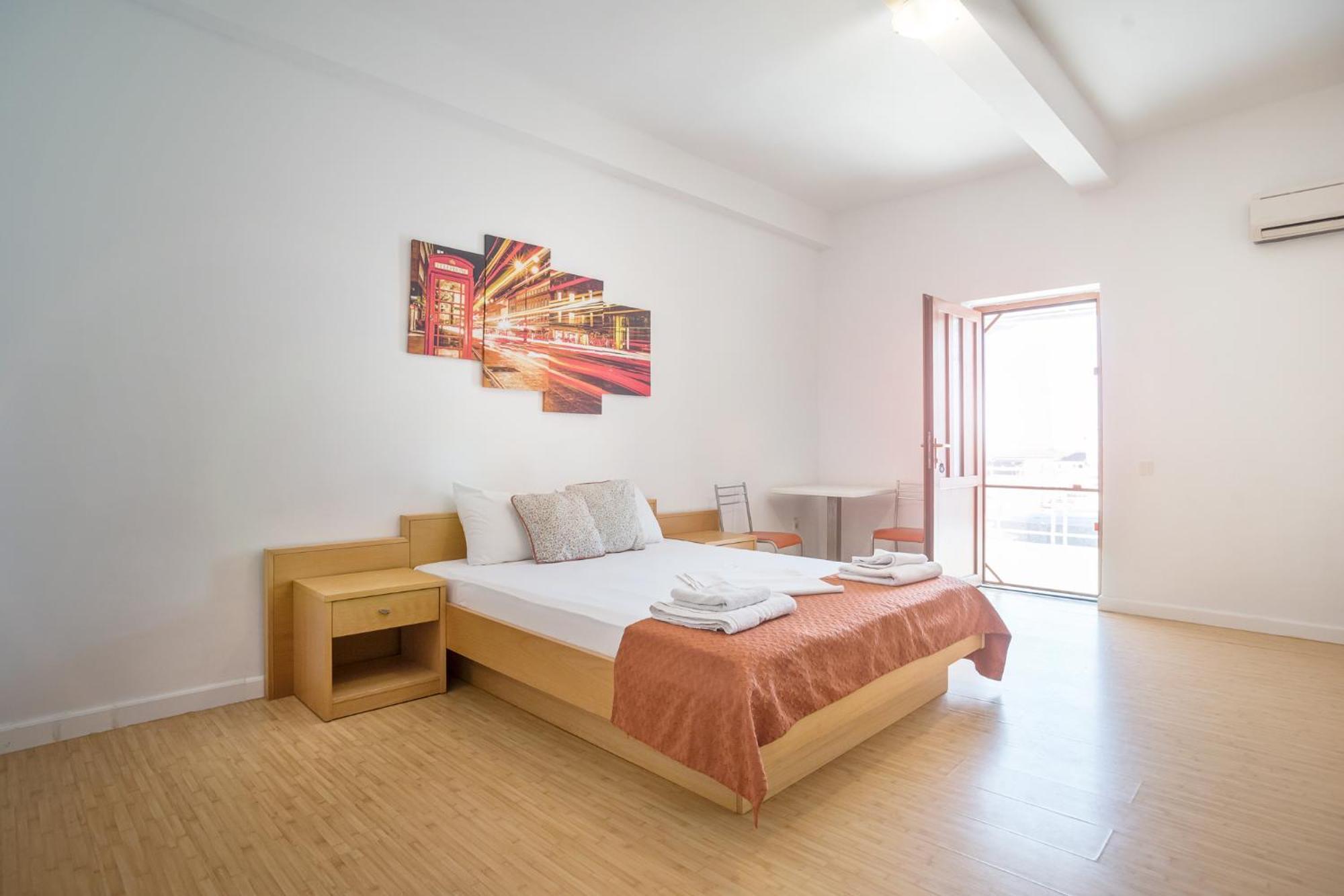 Hostel Cazino Nord Rooms Мамая Экстерьер фото