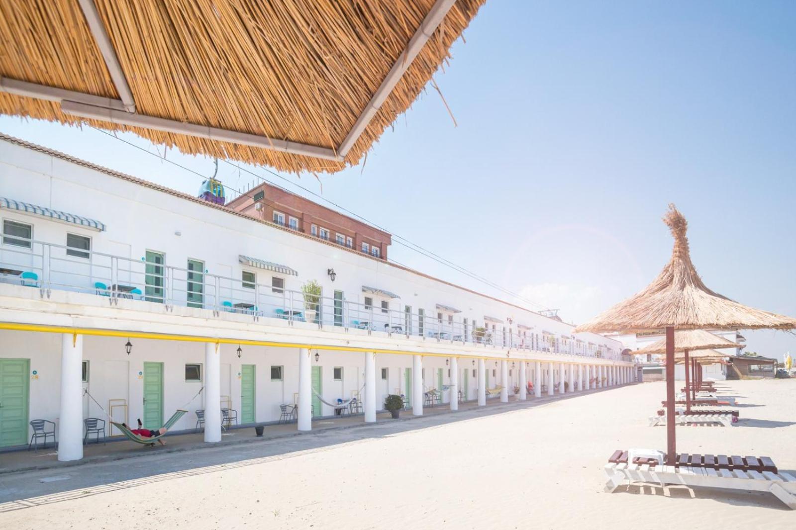 Hostel Cazino Nord Rooms Мамая Экстерьер фото