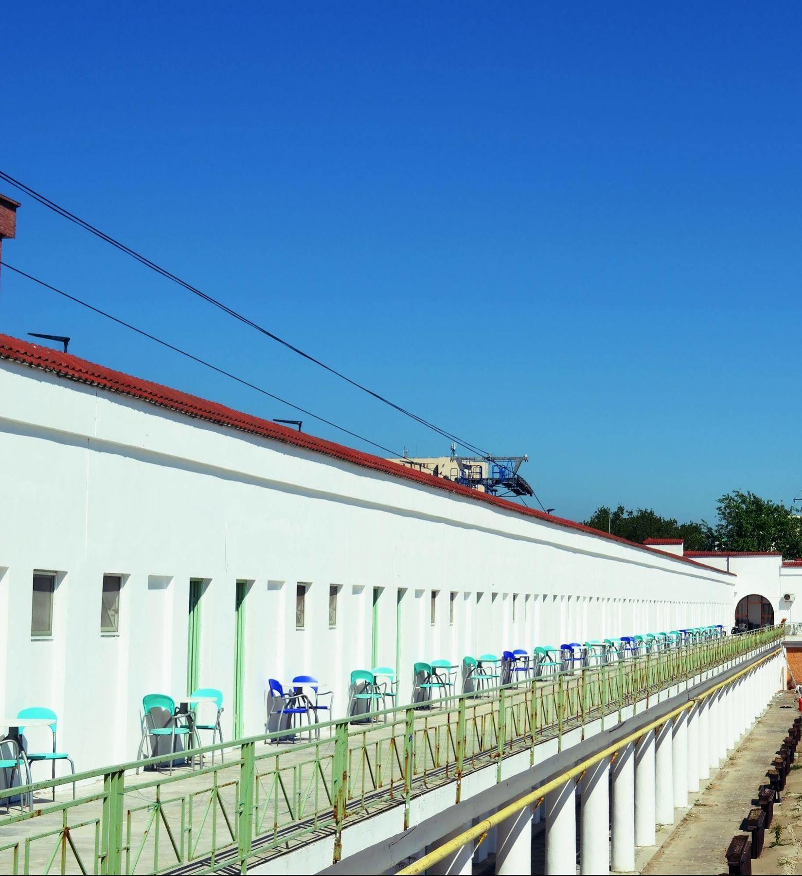 Hostel Cazino Nord Rooms Мамая Экстерьер фото